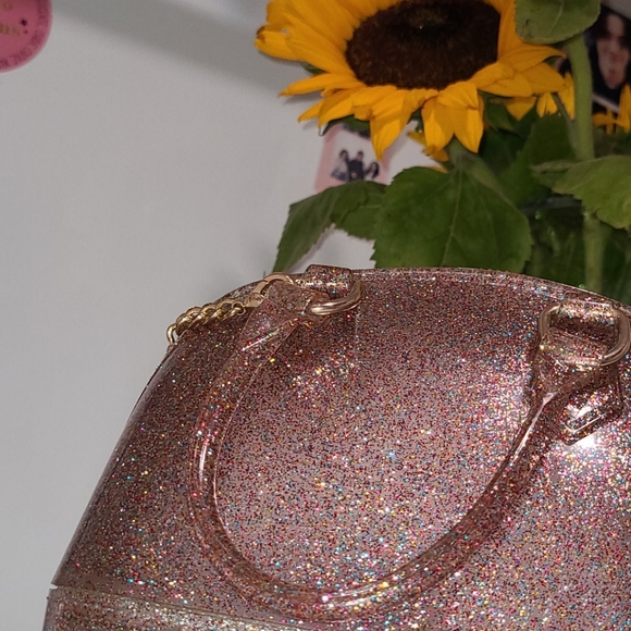 Small Handbag - Picture 3 of 5